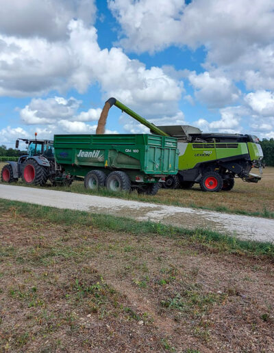 Traitement d'engrais en Charente - artael-travauxagricoles.fr